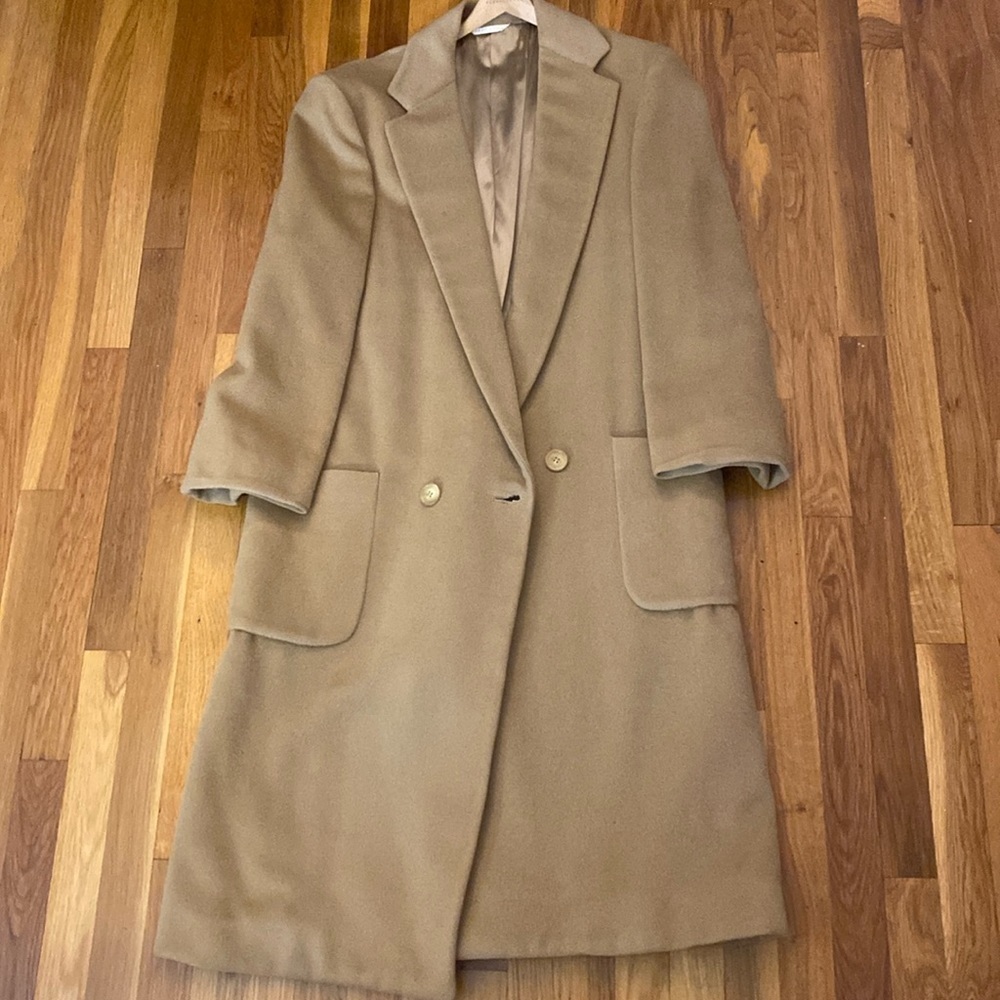 Perry Ellis Men’s Tan Coat